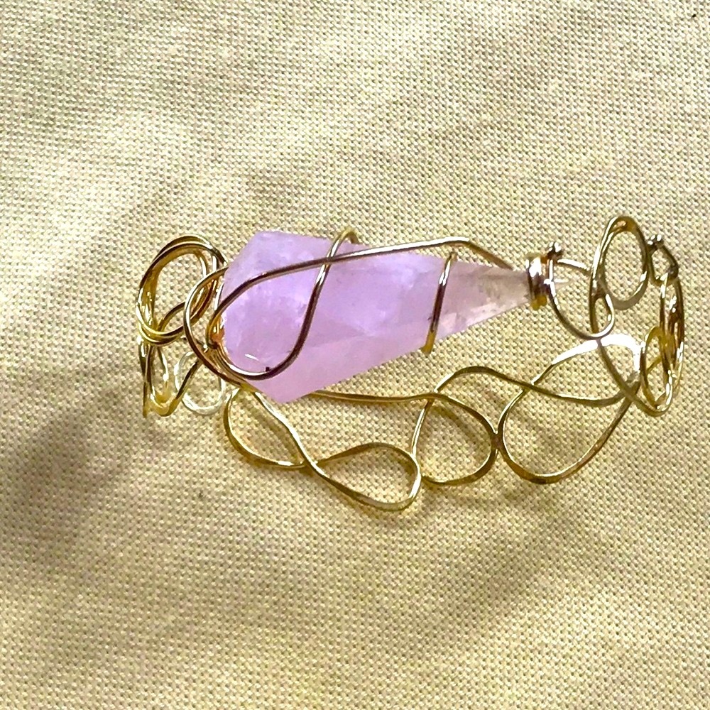 Rose Quartz wrapped in 14kgf bangle 🌺one of kind